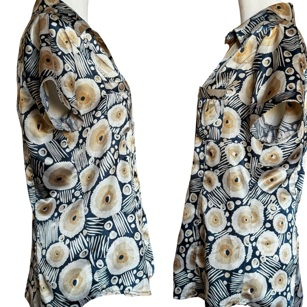 BCBG Designer Blouse Sz Med - Picture 8 of 13